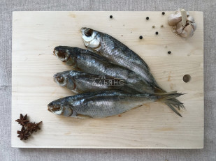 Вяленая рыба: Вобла вяленая астраханская средняя